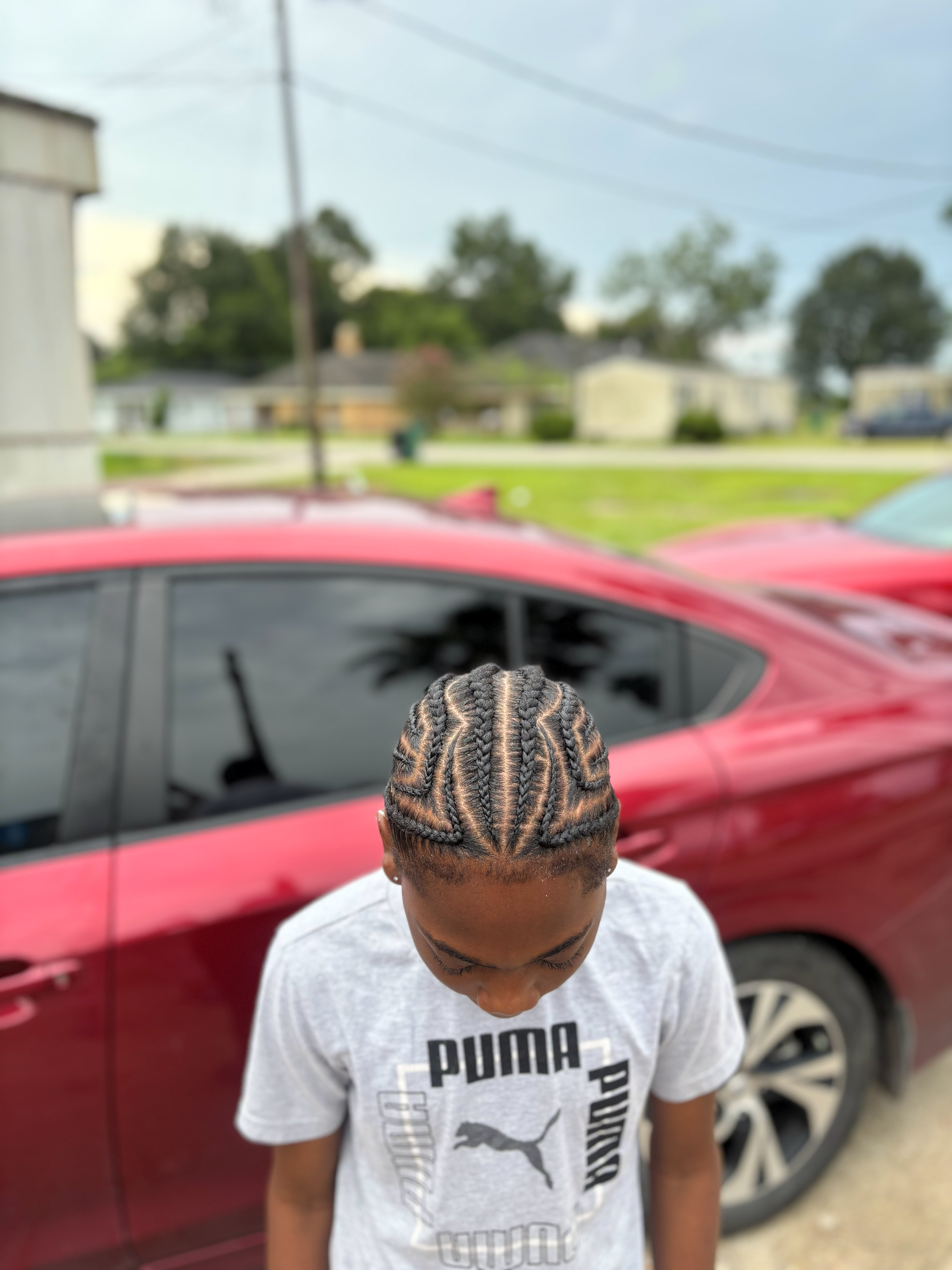 Medium knotless braids by Brilyn